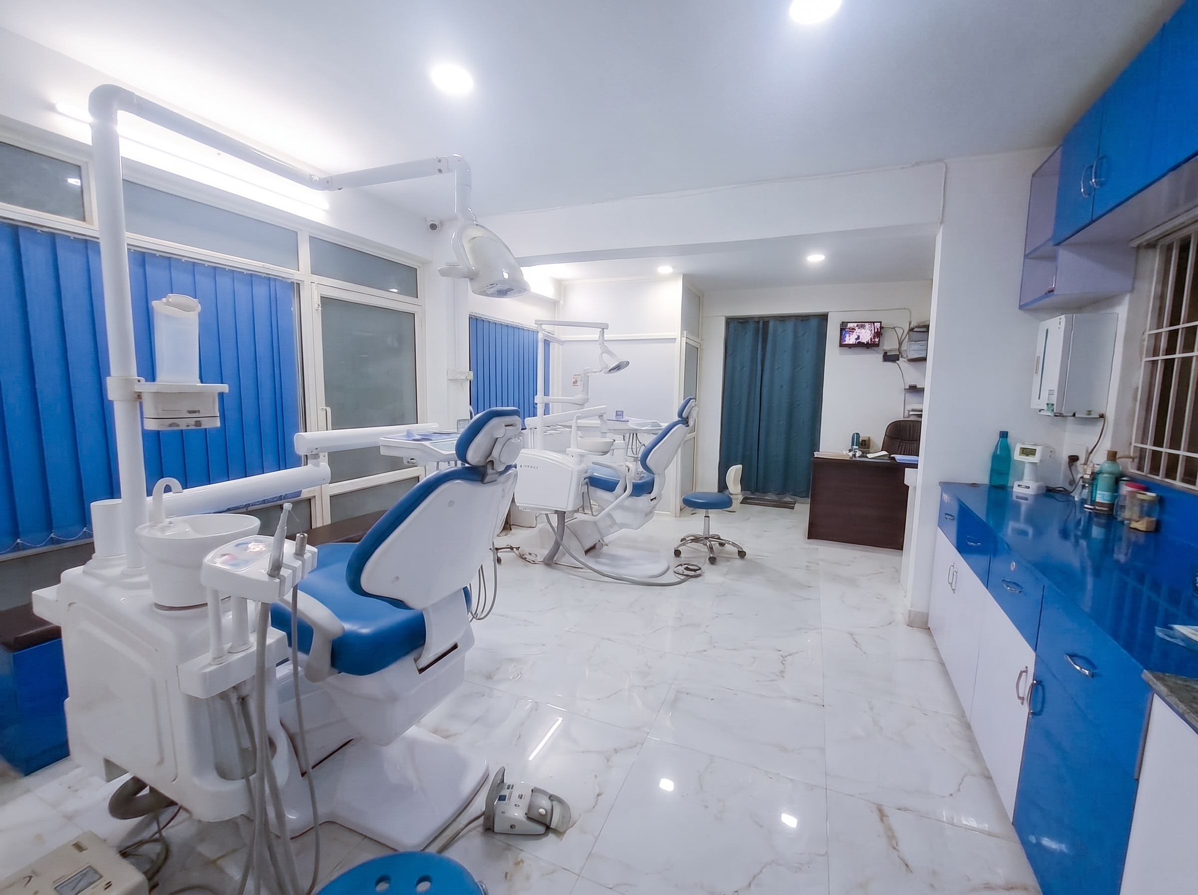 Modern treatment room at Grand Dental Clinic